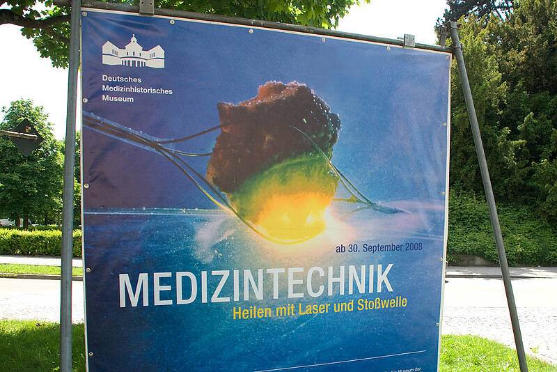 Deutsches Medizinhistorisches Museum, Plakat „Medizintechnik“